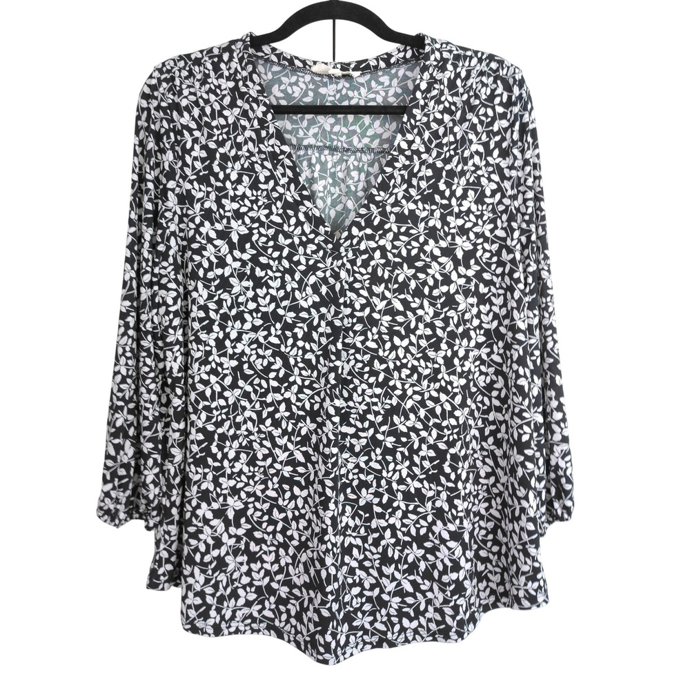 Two by Vince Camuto Leaf Print V-Neck Blouse Size Large Black White Drape Top